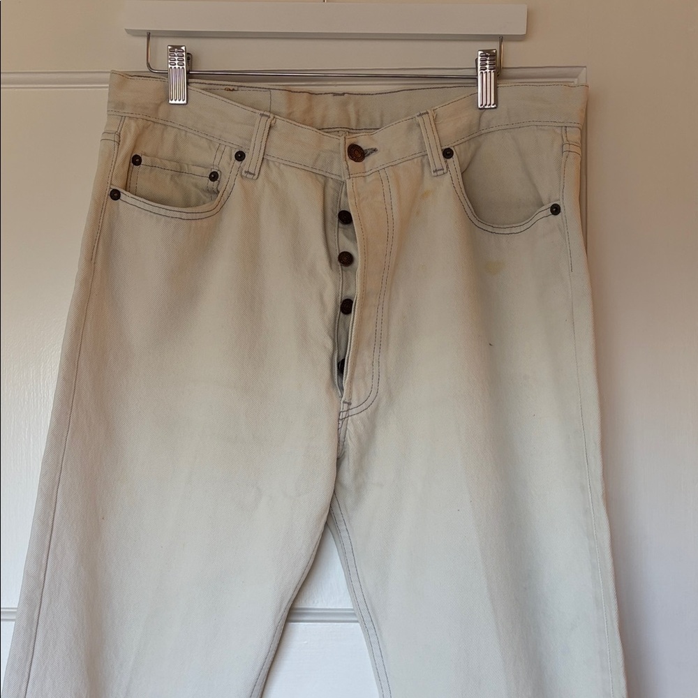 Vintage made in USA Levis white jeans 36x30